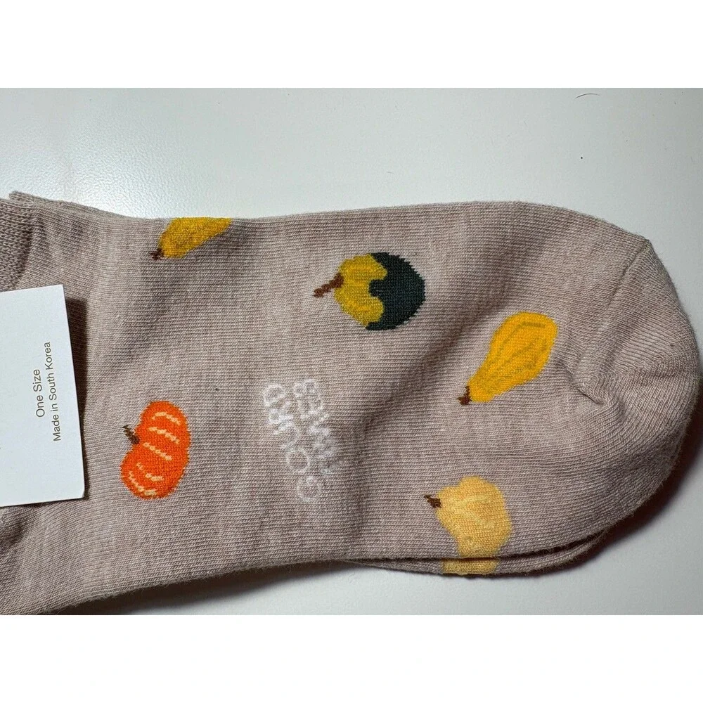 J. Crew BT401 Women's Beige Ankle Socks Pumpkins Gourd Times Orange Yellow New!